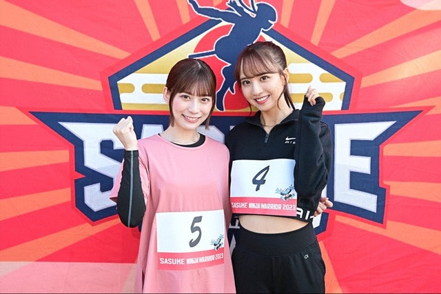 東村芽依、佐藤楓（C）TBS
