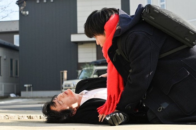 井浦新、田中圭「おっさんずラブ-リターンズ-」第1話（C）テレビ朝日