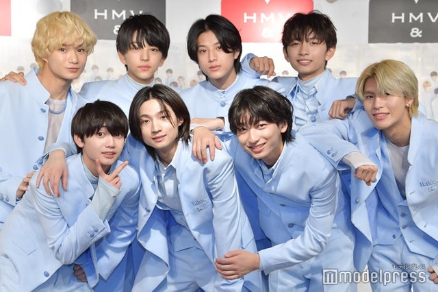 ICEx／（前列左から）山本龍人、志賀李玖、筒井俊旭、千田波空斗（後列左から）中村旺太郎、八神遼介、阿久根温世、竹野世梛（C）モデルプレス