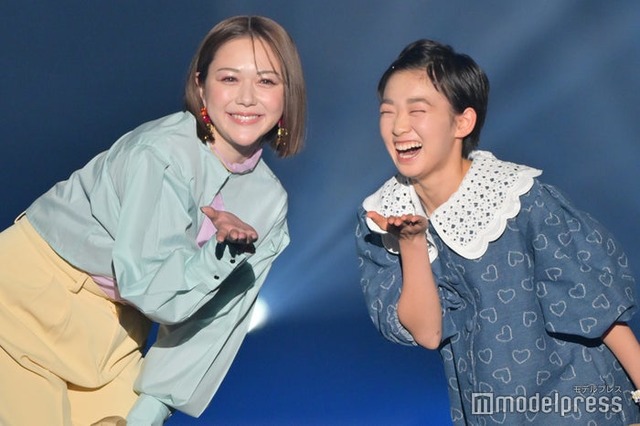 村重杏奈、村山輝星（C）モデルプレス