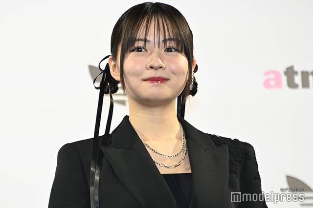 「atmos presents SNEAKER BEST DRESSER AWARD 2024」に登場した莉子（C）モデルプレス