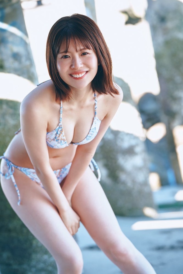 松田好花 1st写真集／撮影：岡本武志／講談社