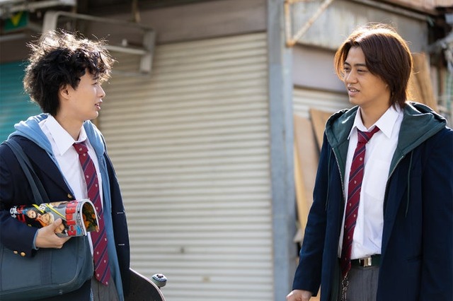 井上瑞稀、高橋海人「95」第4話より（C）「95」製作委員会