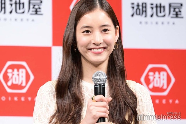 記者発表会に出席した新木優子（C）モデルプレス