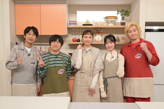 中丸雄一、バカリズム、新垣結衣、早瀬憩、カズレーザー（C）テレビ朝日