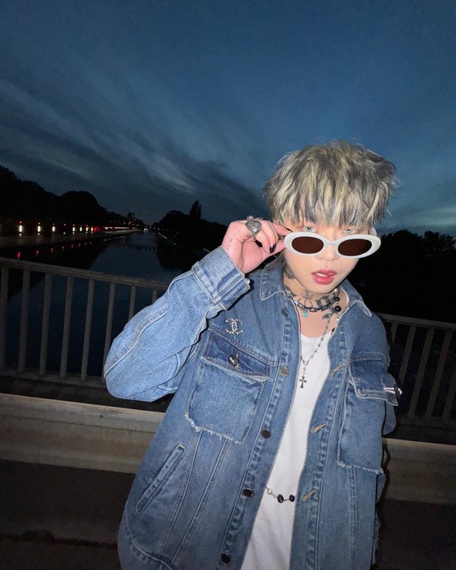 ASH ISLAND Instagramより