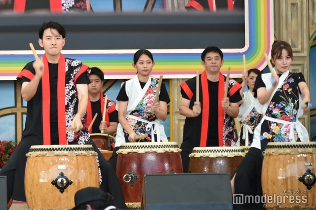 和太鼓パフォーマンスを披露した「フジアナTAIKO 魂」（C）モデルプレス