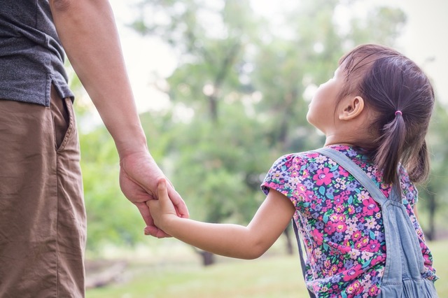 【保育参観で…】娘「この子が私の好きな子だよ」にパパの表情が急変！？「切なくてたまらない」