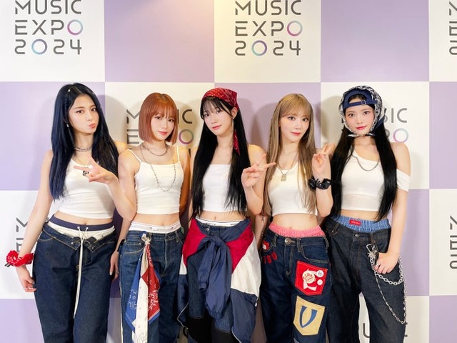 LE SSERAFIM／（左から）HUH YUNJIN、KIM CHAEWON、KAZUHA、SAKURA、HONG EUNCHAE（P）&（C） SOURCE MUSIC