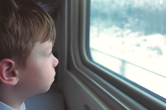 【電車で…】子ども「この電車、宇宙まで行ける？」可愛すぎる親子の会話に「思わず笑いそうになった」「心温まる」