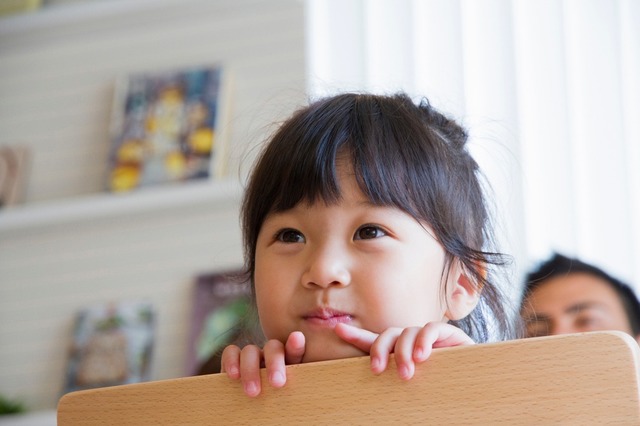 【キッチンで…】子ども「縮んで、縮んで！」思わずポカンとしていると…→その可愛い“言い間違い”にほっこり