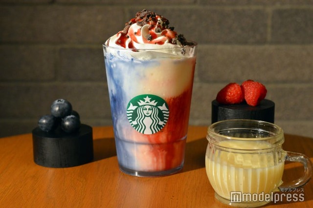 メラ メーラ フラペチーノ（C）モデルプレス
