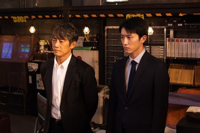 反町隆史、杉野遥亮「オクラ〜迷宮入り事件捜査〜」第3話（C）フジテレビ