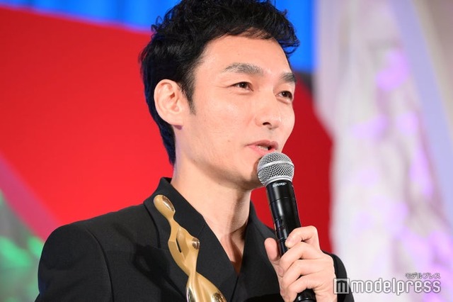 「東京ドラマアウォード2024」で主演男優賞を受賞した草なぎ剛（C）モデルプレス