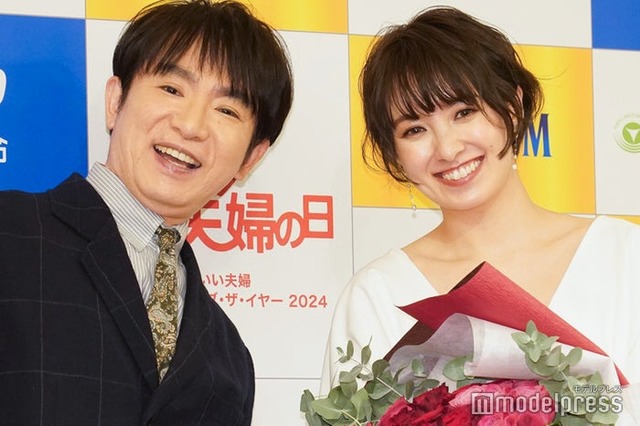 「パートナー・オブ・ザ・イヤー 2024」受賞式に登場した濱口優、南明奈（C）モデルプレス