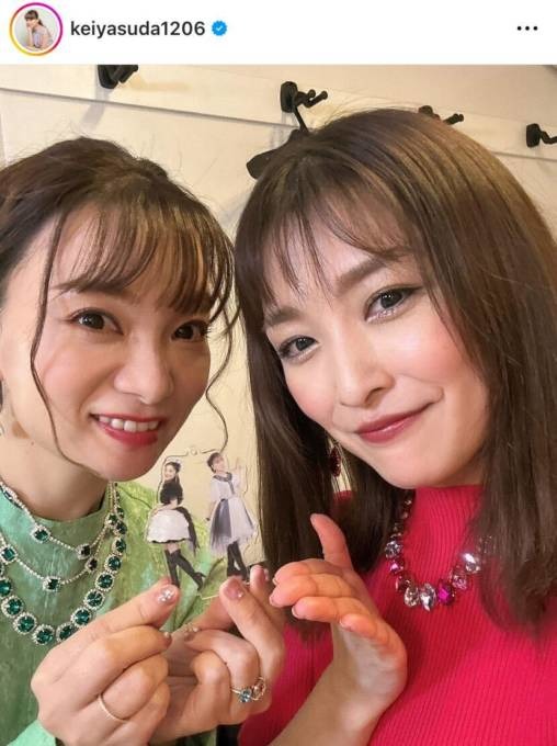 元モー娘。保田圭、石川梨華とパシャリ！笑顔SHOTに「母をしながら輝き続けててすごい」「めちゃめちゃ綺麗」の声