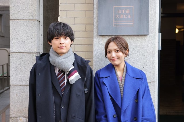 松村北斗、川口春奈（C）日本テレビ