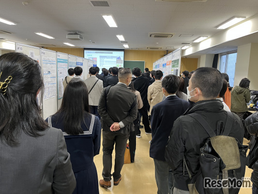 情報処理学会 第85回全国大会併催 第5回中高生情報学研究コンテストのようす