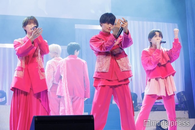 M!LK（C）モデルプレス