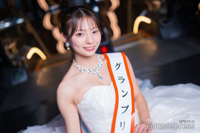 “日本一のサークル美女”に選ばれた東条澪さん（C）モデルプレス