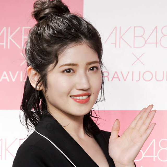 AKB48卒業発表の村山彩希、雰囲気ガラリ！ウルフヘアSHOTに反響「似合ってる」「良すぎて語彙力飛びました！」