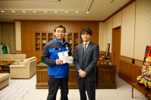 馳浩知事、井ノ原快彦（提供写真）