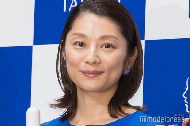 「タカミスキンピール」20周年記念CM披露会見に出席した小池栄子（C）モデルプレス