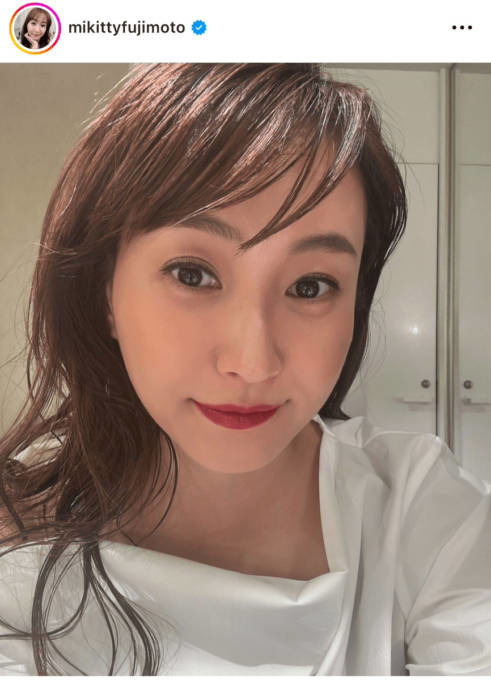 藤本美貴、赤リップが映える大人っぽメイクにファンうっとり「めっちゃ綺麗」「美人度増し増し」