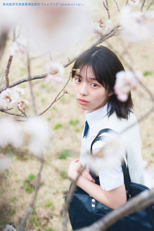 菊地姫奈「memory」より（C）Takeo Dec.