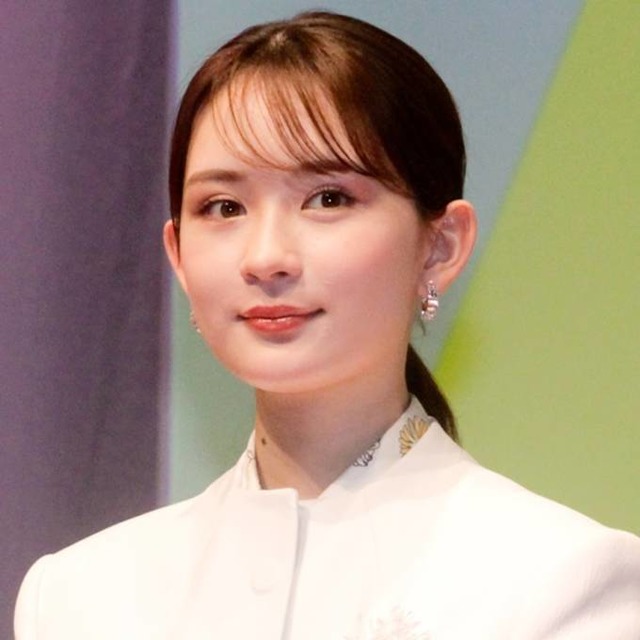 「透明感えぐ」畑芽育、お茶目な撮影オフSHOTに反響「天才的に可愛い」