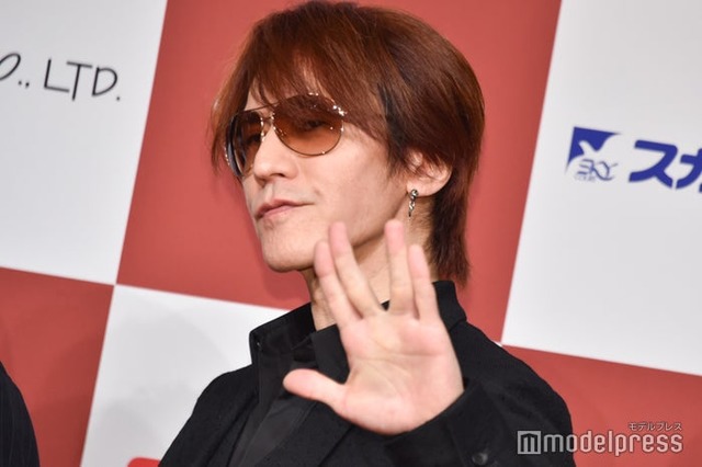 「氷艶hyoen2025–鏡紋の夜叉-」記者発表会に登壇したSUGIZO（C）モデルプレス