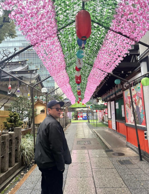 ダイアン津田、夫婦で“恋人の聖地”へ！デート中の居眠り姿に妻ほっこり「寝姿またおじいちゃん」