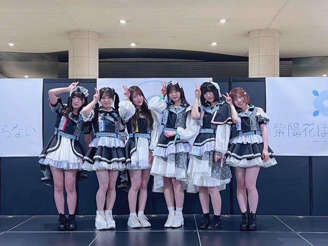 紫陽花は降らない／（左から）仲ありす・小河心優・花谷杏菜・郡山あきか・颯詩音・唐澤ひかり（提供写真）