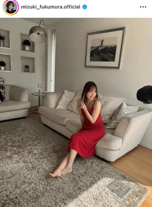 譜久村聖、ヘルシー美ボディ際立つキャミワンピSHOTに絶賛の声「可愛すぎます」「綺麗だね！」