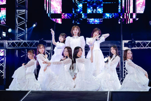 ひなた坂46、座長の富田鈴花ら9人のメンバーが躍動！“最後の一期生”高瀬愛奈は涙のスピーチで卒業