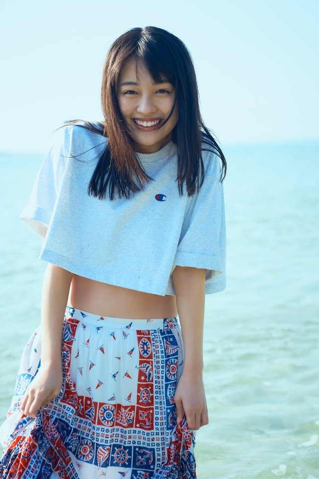 上坂樹里1st写真集／先行カット（C）撮影：神藤剛