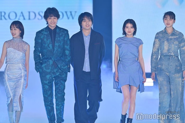 早瀬憩、佐野晶哉、奥平大兼、出口夏希、菊池日菜子（C）モデルプレス
