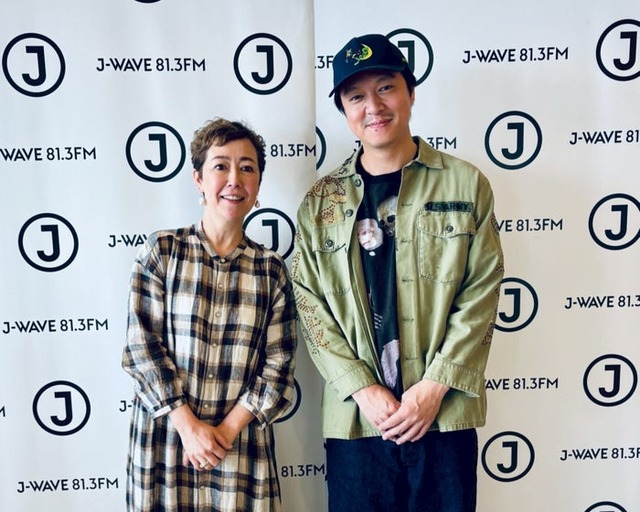 クリス智子、丸山隆平（提供写真）