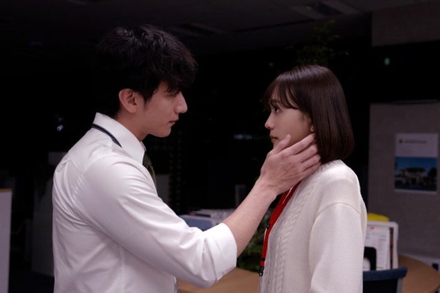 大貫勇輔、松井愛莉「子宮恋愛」第5話（C）ytv