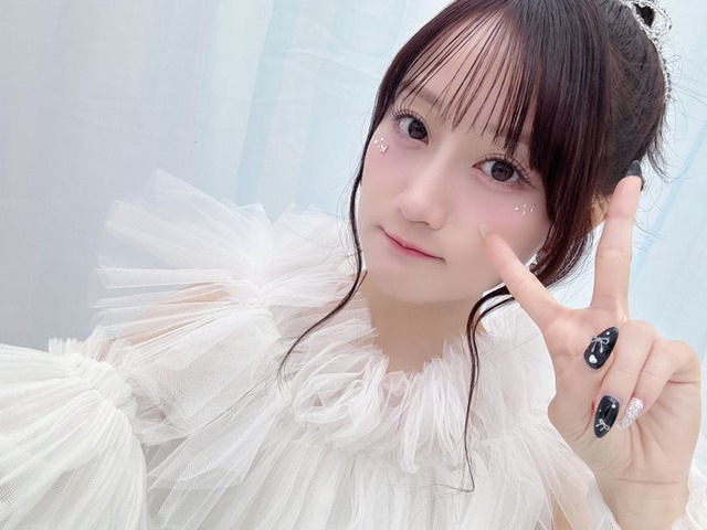 小倉唯　公式Xより