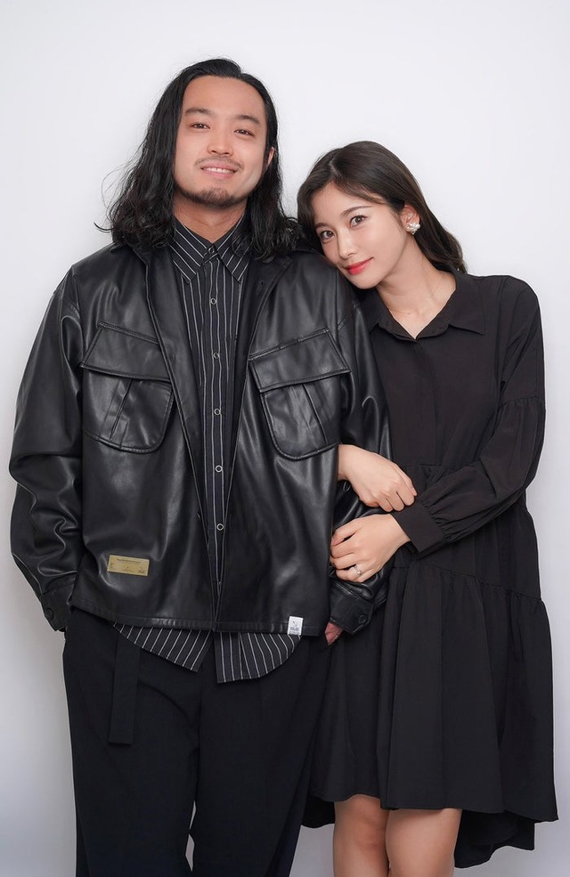 R-指定＆江藤菜摘／江藤菜摘公式Twitterより