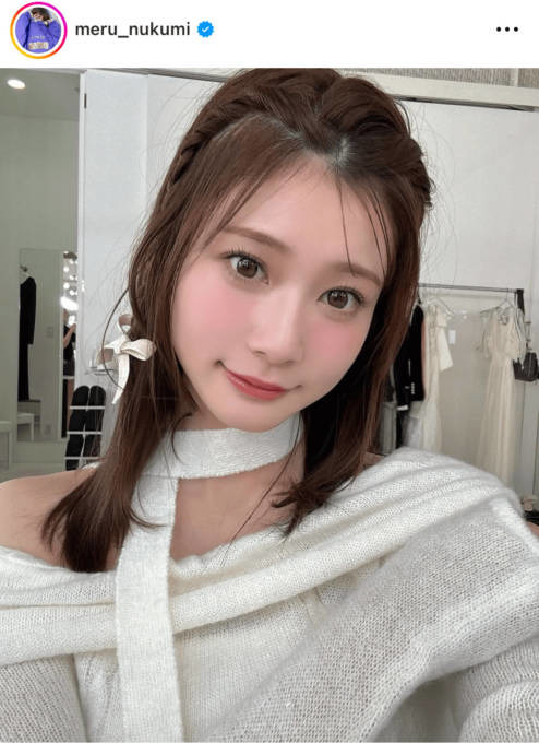 めるる、カメラを見つめるキュートSHOTにファン悶絶「なんでそんなに可愛いの？」「癒された」