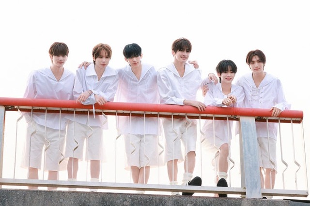 TWS（P）＆（C）PLEDIS Entertainment