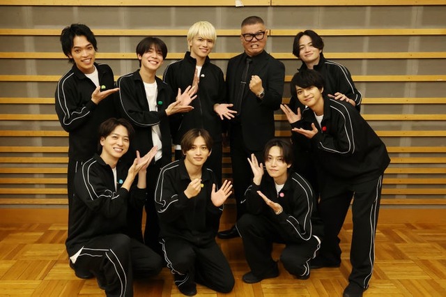 （上段左から）原嘉孝、松島聡、篠塚大輝、長谷川忍、菊池風磨（下段左から）寺西拓人、猪俣周杜、橋本将生、佐藤勝利（C）フジテレビ