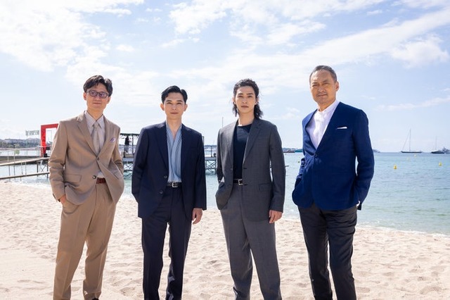 李相日監督、吉沢亮、横浜流星、渡辺謙（C）KAZUKO WAKAYAMA