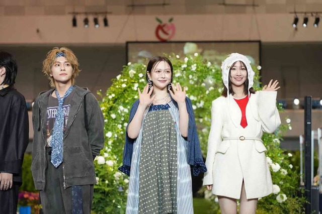 山下幸輝、村重杏奈、柏木由紀（C）︎Rose Expo FUKUYAMA 2025
