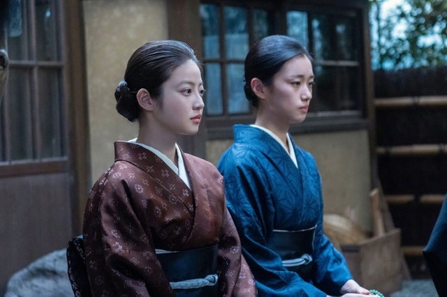 今田美桜、河合優実「あんぱん」第38話（C）NHK