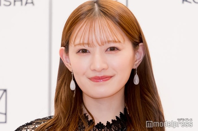 2nd写真集「掻き立てる」発売記念会見に出席した中田花奈（C）モデルプレス