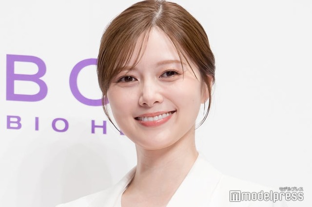 「BIOHEAL BOH 新アンバサダー就任発表会」に出席した白石麻衣（C）モデルプレス