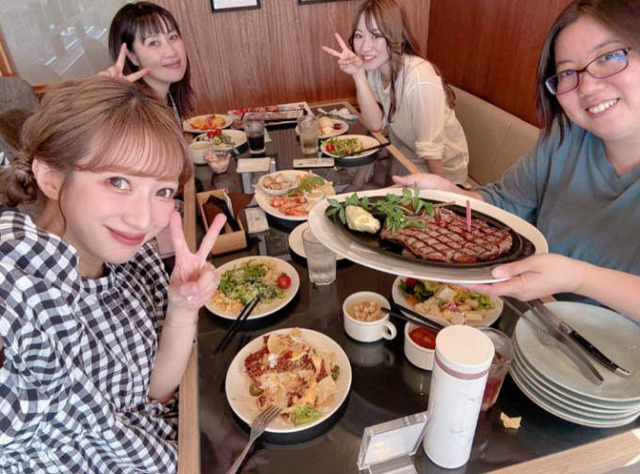第5子妊娠中の辻希美、産休入りの『ぽかぽか』お疲れ様会でランチへ「凄くいい経験になりました」